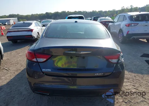 2015 Chrysler 200 S z USA, uszkodzony, nr VIN 1C3CCCBBXFN559690